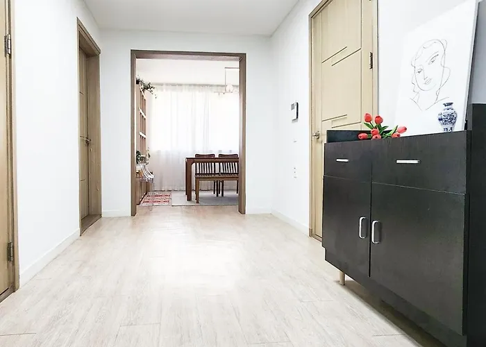 빌라 Open Special Korean Style 8 People 5 Minutes Walk From Jeonpo Station Cafe Street Seomyeon 17minutes From Airport 13 Minutes From Ktx,1 Minute From Bifc
