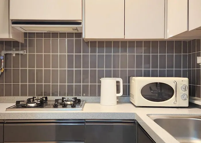 Open Special Korean Style 8 People 5 Minutes Walk From Jeonpo Station Cafe Street Seomyeon 17minutes From Airport 13 Minutes From Ktx,1 Minute From Bifc *